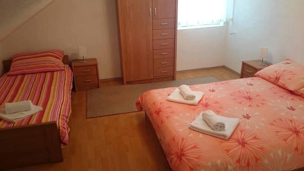 Apartment And Rooms Aracic Korenica Δωμάτιο φωτογραφία