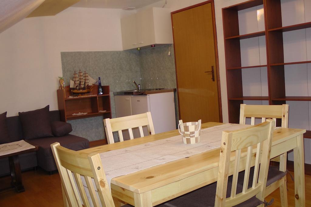 Apartment And Rooms Aracic Korenica Δωμάτιο φωτογραφία