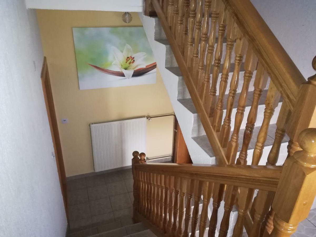 Apartment And Rooms Aracic Korenica Εξωτερικό φωτογραφία